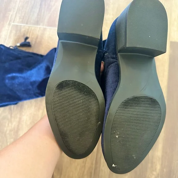 Madden Girl size 7 blue faux suede boots - Picture 3 of 5
